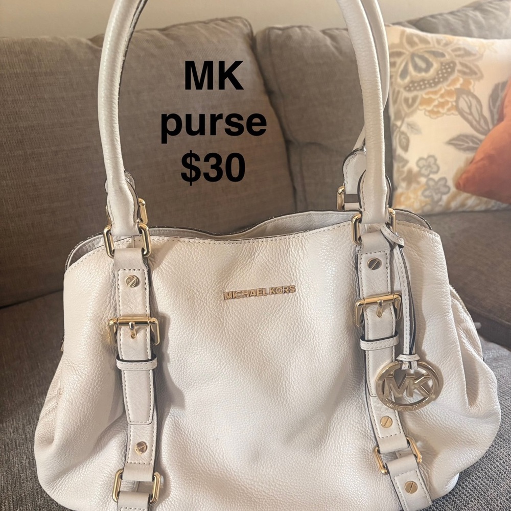 Michael Kors Cream Shoulder Bag